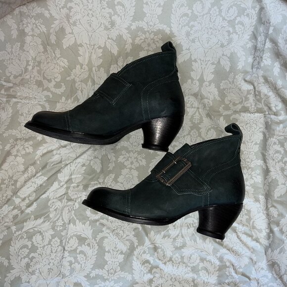 FLUEVOG EAST END PORTER Peacock Heeled Booties Ankle Boots LIKE NEW - Picture 8 of 13